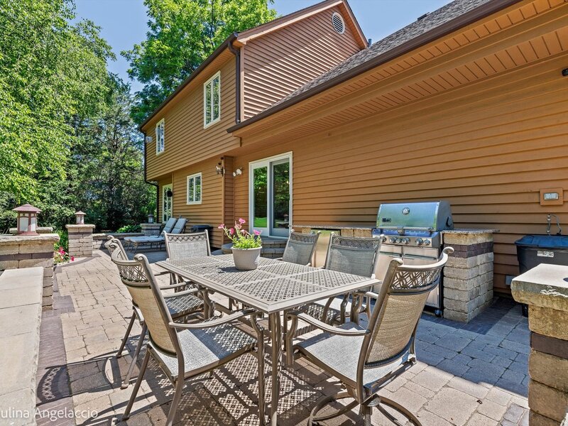 400 Bramble Lane Deer Park IL 60010