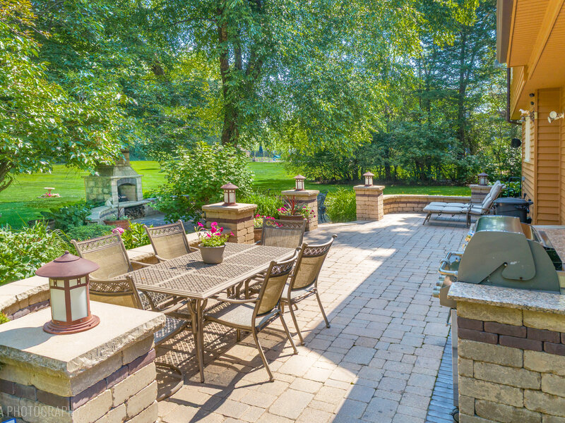 400 Bramble Lane Deer Park IL 60010