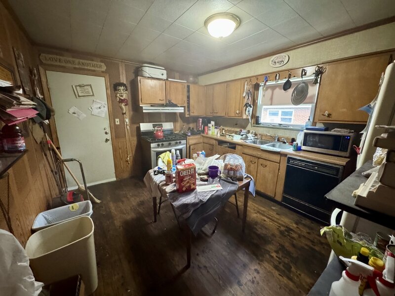433 Hirsch Avenue Calumet City IL 60409