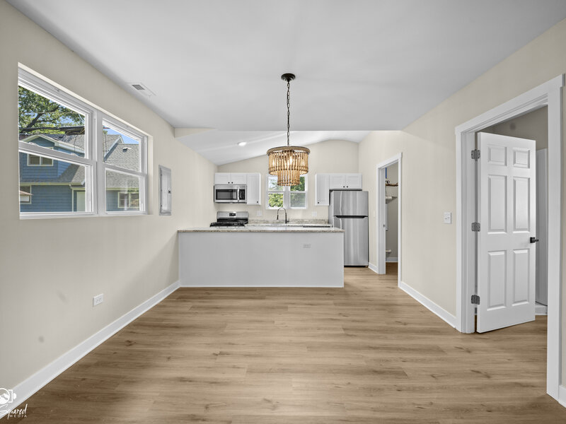 123 Picnic Street Shorewood IL 60404