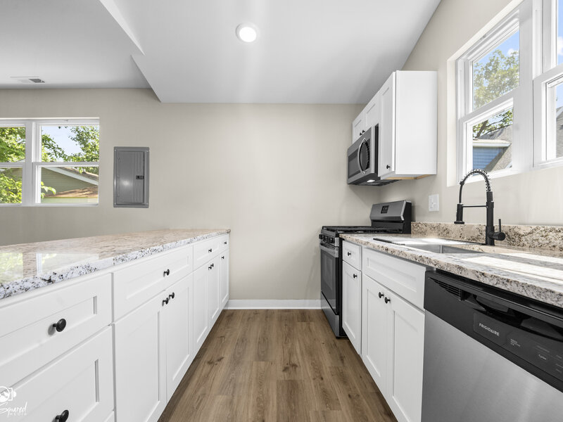 123 Picnic Street Shorewood IL 60404