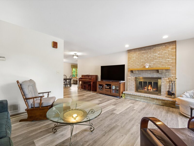 11131 Dineff Road Lemont IL 60439
