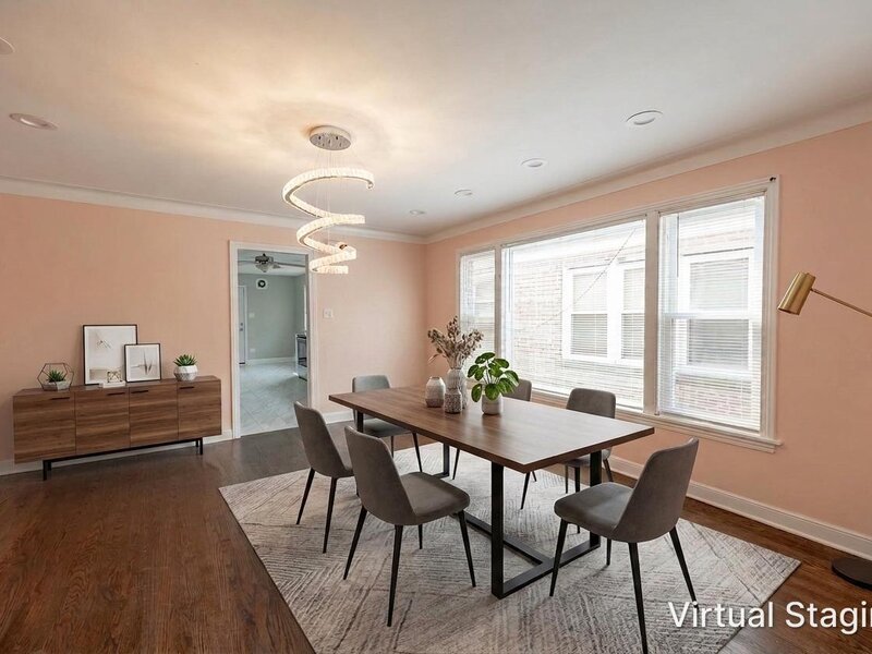 8155 S Essex Avenue Chicago IL 60617