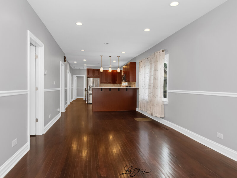 5441 S Hunt Avenue Summit IL 60501