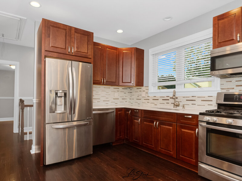 5441 S Hunt Avenue Summit IL 60501