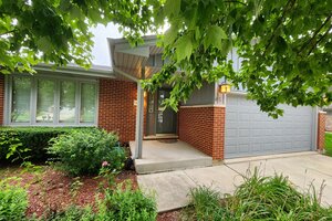 Photo of 639 Poplar Avenue Romeoville IL 60446