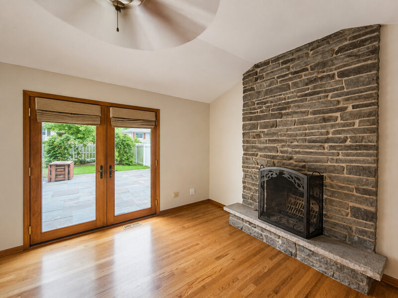 639 Poplar Avenue Romeoville IL 60446