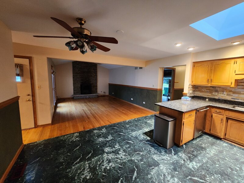 639 Poplar Avenue Romeoville IL 60446