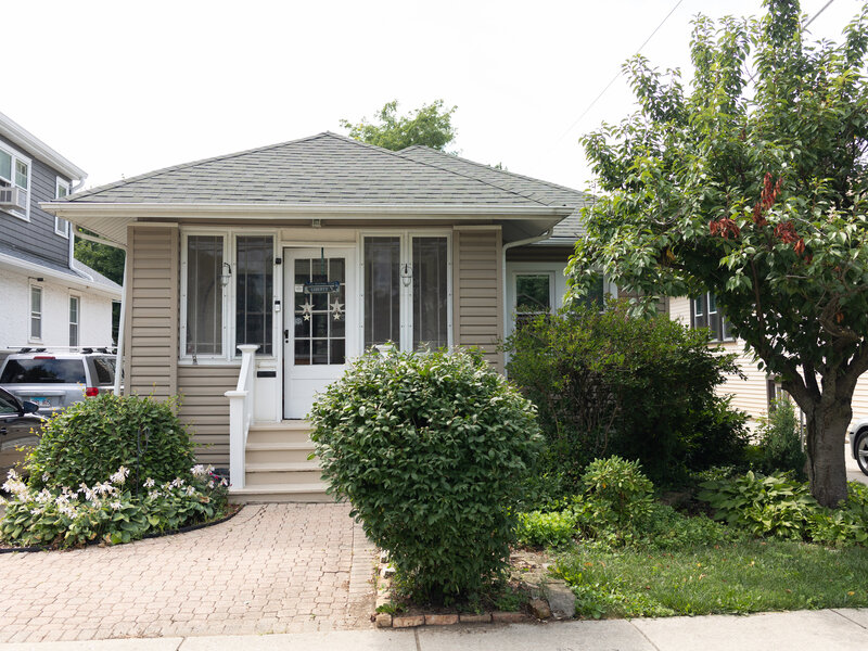 1280 S Cora Street Des Plaines IL 60018