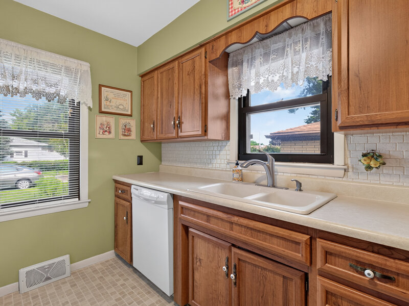 1522 Manhatten Drive Streator IL 61364