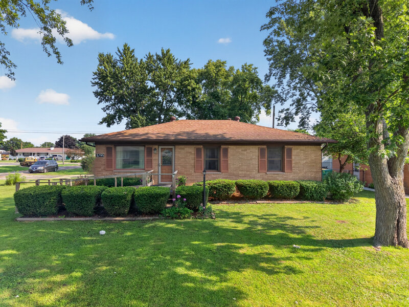 1522 Manhatten Drive Streator IL 61364