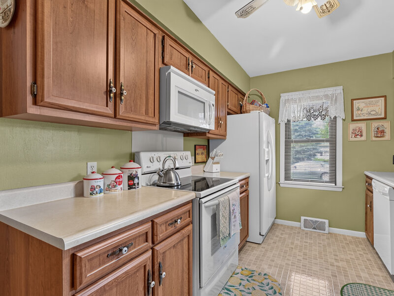 1522 Manhatten Drive Streator IL 61364