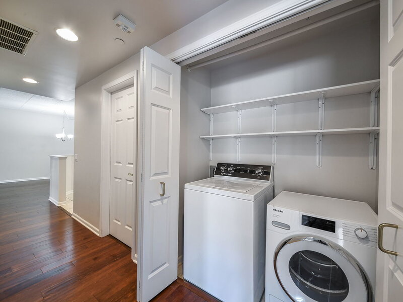 111 N Wheaton Avenue Wheaton IL 60187