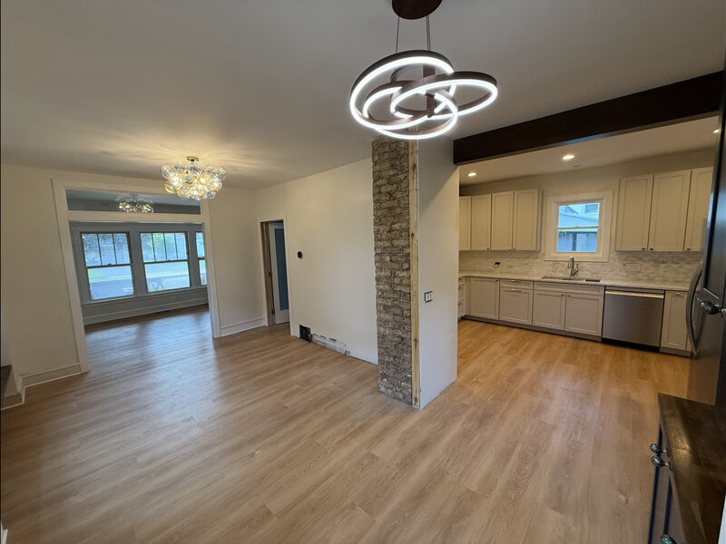 339 N Ridgeland Avenue Elmhurst IL 60126