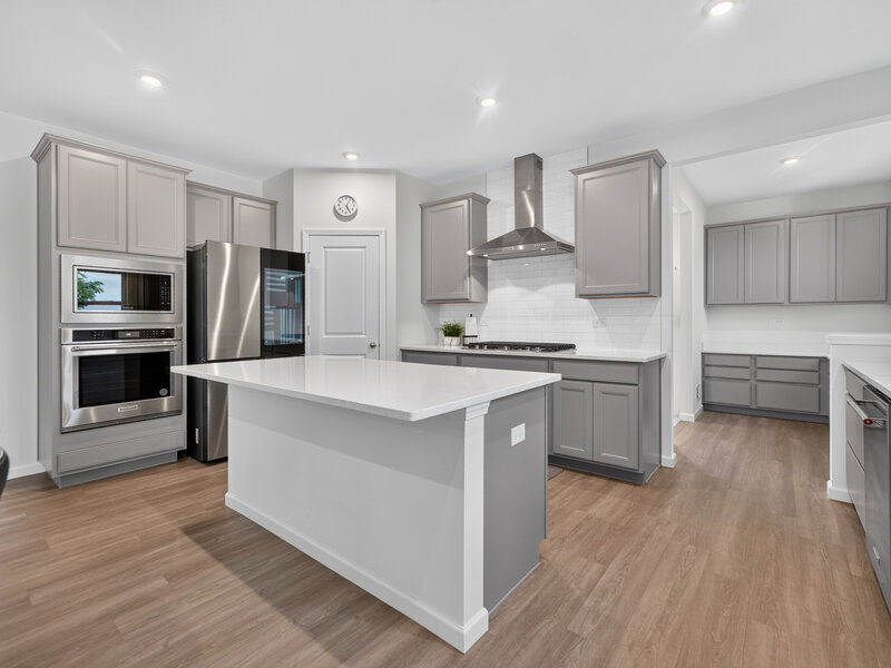 3667 Peregrine Way Elgin IL 60124