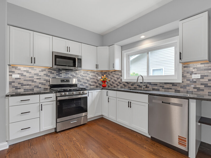 5830 N Nagle Avenue Chicago IL 60646