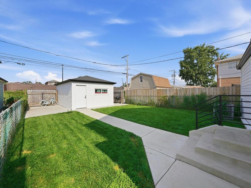 11154 S Troy Street Chicago IL 60655