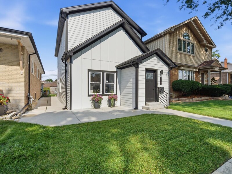 11154 S Troy Street Chicago IL 60655