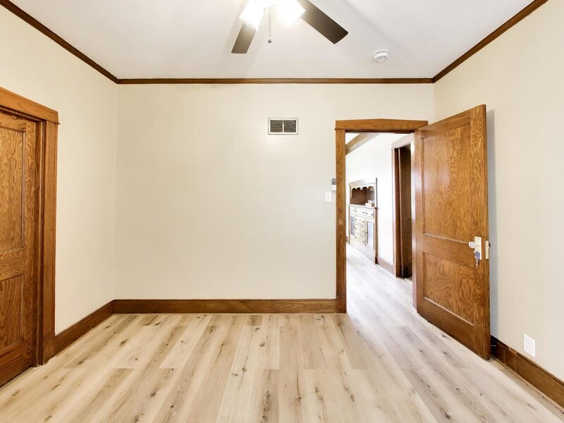 206 25th Avenue Bellwood IL 60104