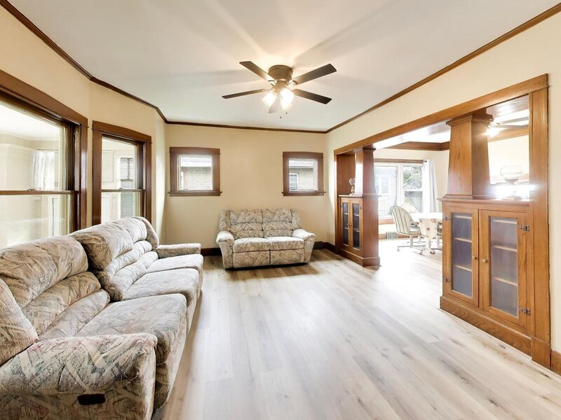 206 25th Avenue Bellwood IL 60104