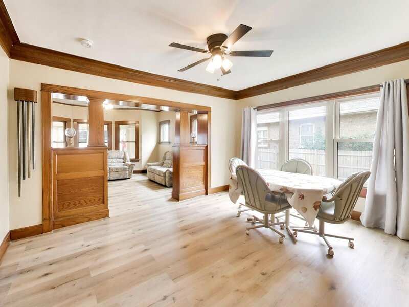 206 25th Avenue Bellwood IL 60104
