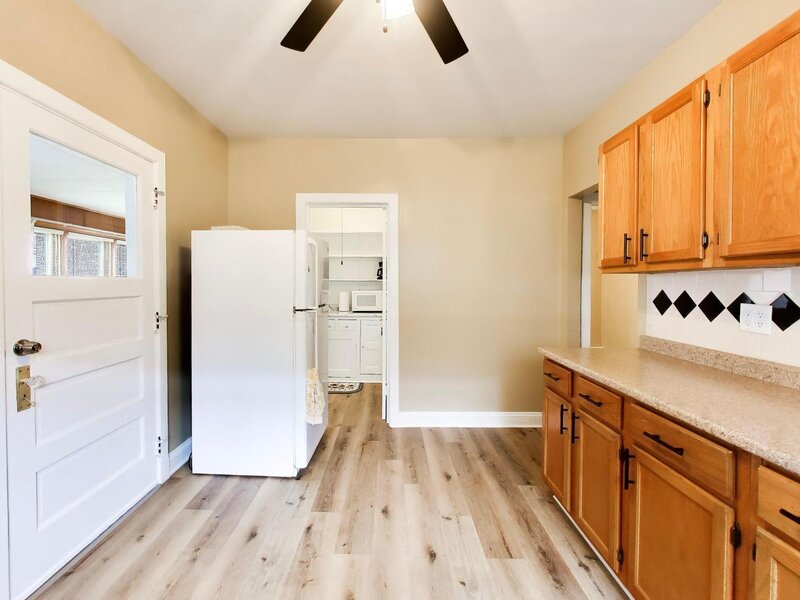206 25th Avenue Bellwood IL 60104