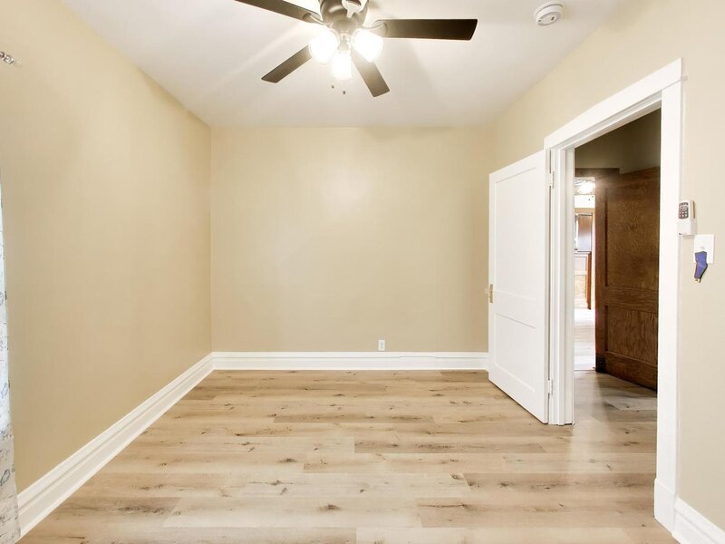 206 25th Avenue Bellwood IL 60104