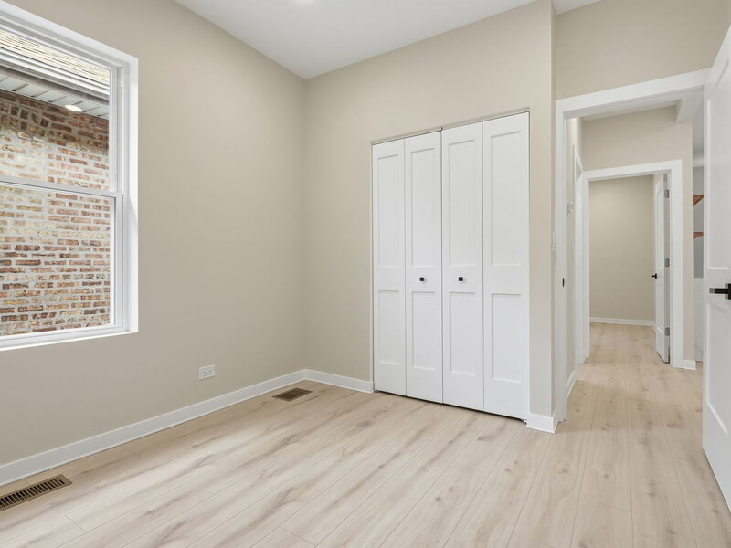 4431 N Marmora Avenue Chicago IL 60630
