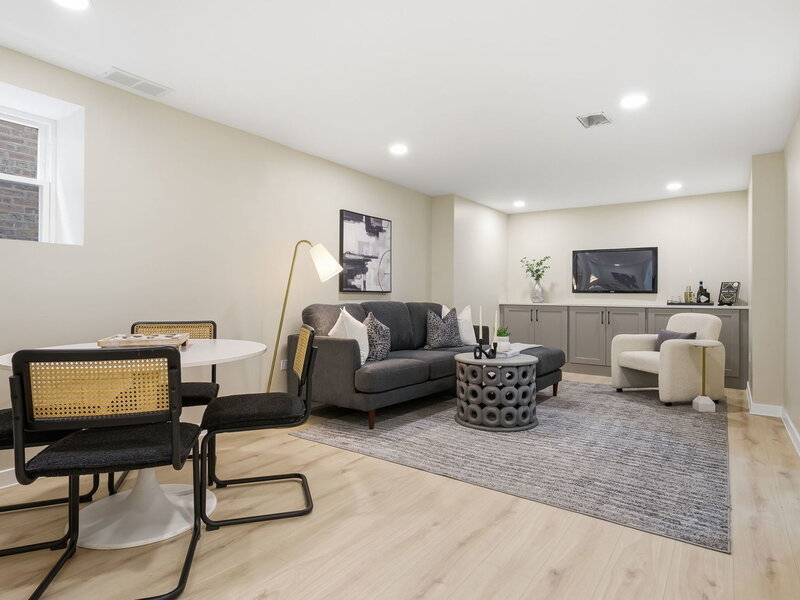4431 N Marmora Avenue Chicago IL 60630