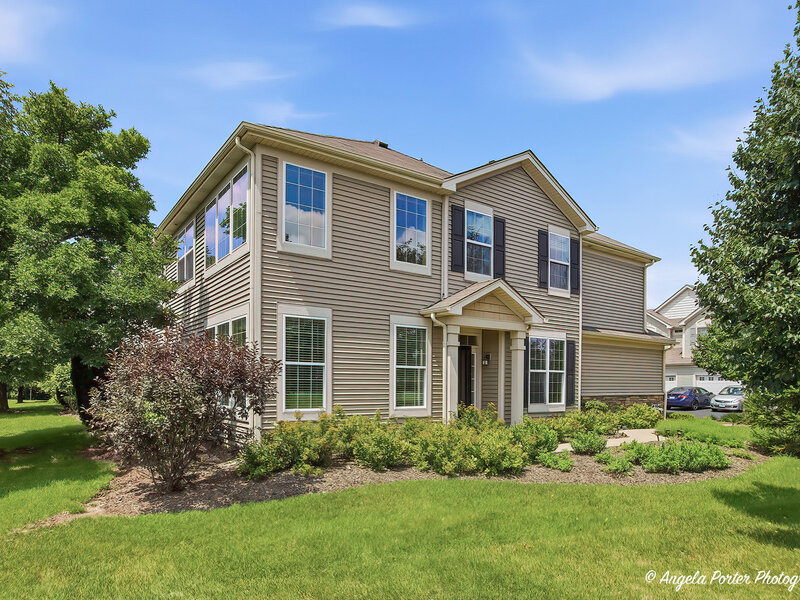 430 S Jade Lane Round Lake IL 60073