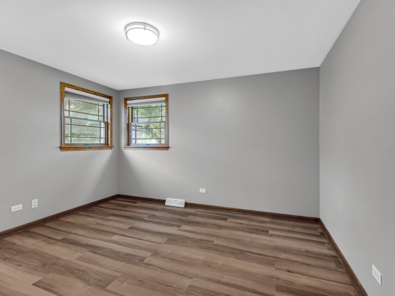 17537 70th Court Tinley Park IL 60477