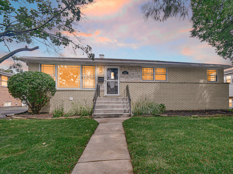 17537 70th Court Tinley Park IL 60477