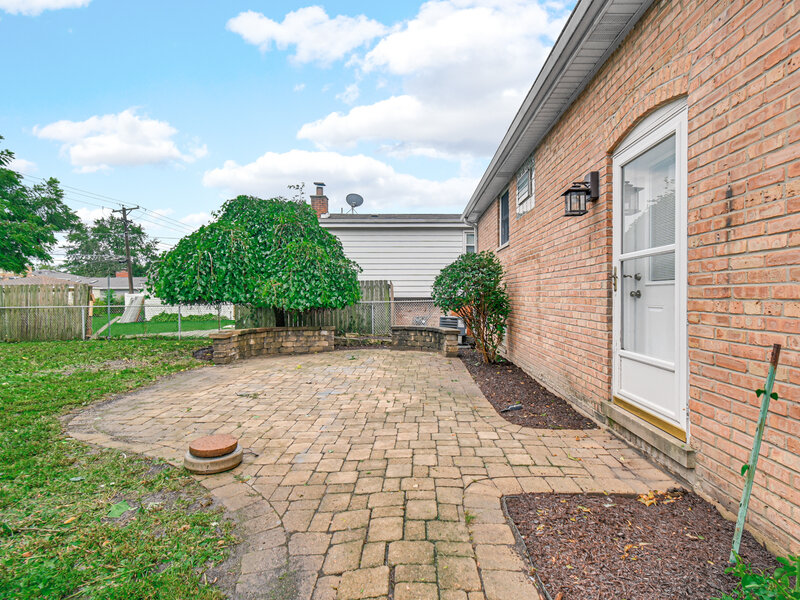 17537 70th Court Tinley Park IL 60477