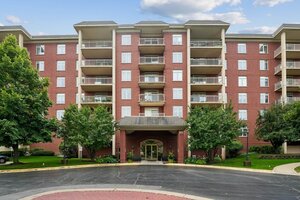 Photo of 8300 Callie Avenue Morton Grove IL 60053 Unit 408