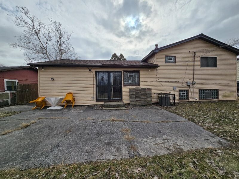 611 Andover Street Chicago Heights IL 60411