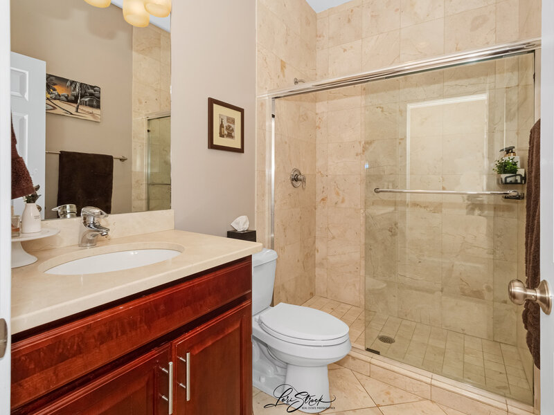 2027 W Race Avenue Chicago IL 60612