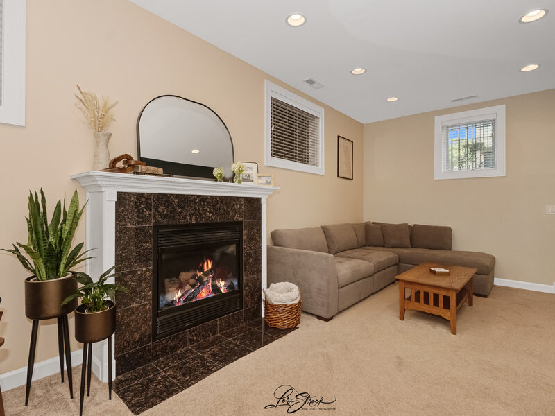2027 W Race Avenue Chicago IL 60612