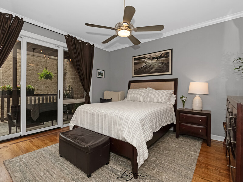 2027 W Race Avenue Chicago IL 60612