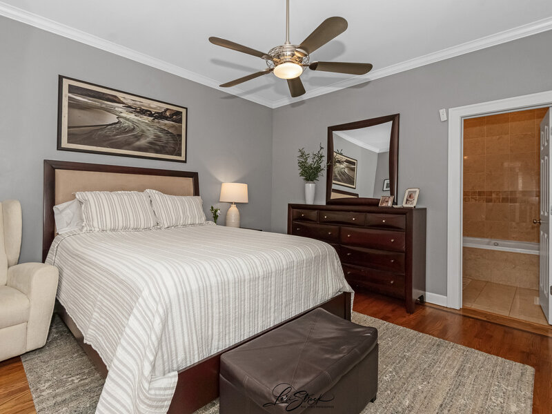 2027 W Race Avenue Chicago IL 60612