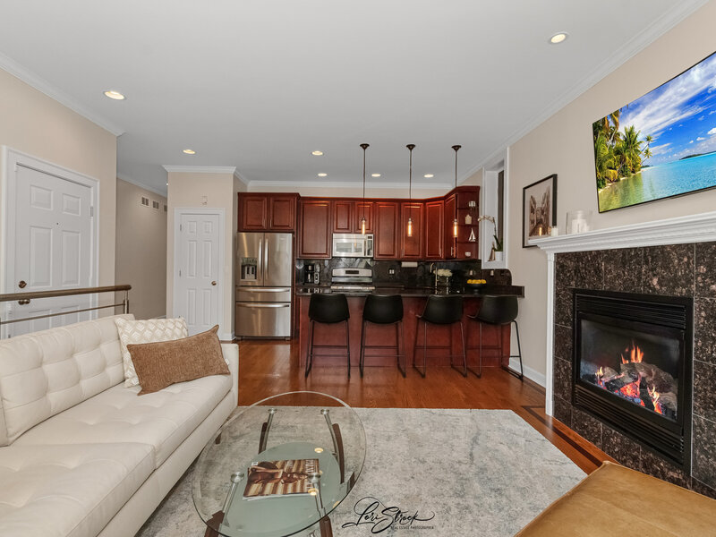 2027 W Race Avenue Chicago IL 60612