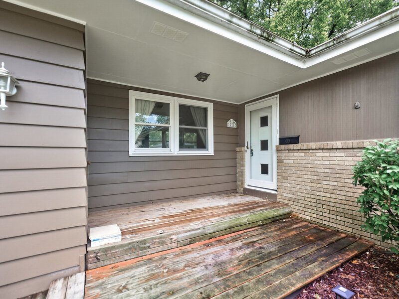 216 Fairmont Drive Dekalb IL 60115