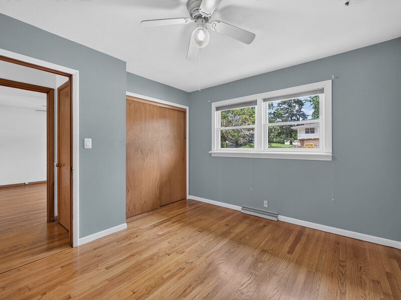 216 Fairmont Drive Dekalb IL 60115