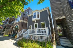 Photo of 2215 W Roscoe Street Chicago IL 60618