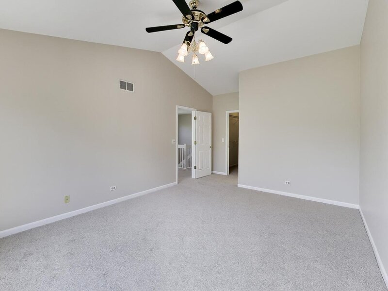 1325 Newport Street Mundelein IL 60060