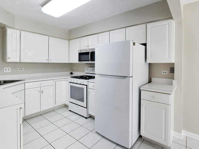 1325 Newport Street Mundelein IL 60060