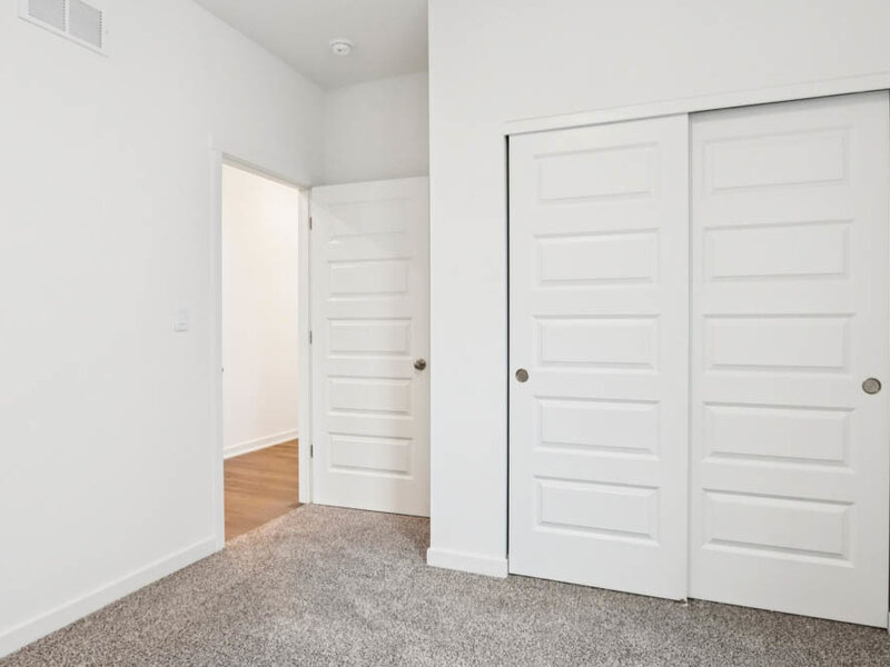 284 Snowdrop Lane Elgin IL 60124