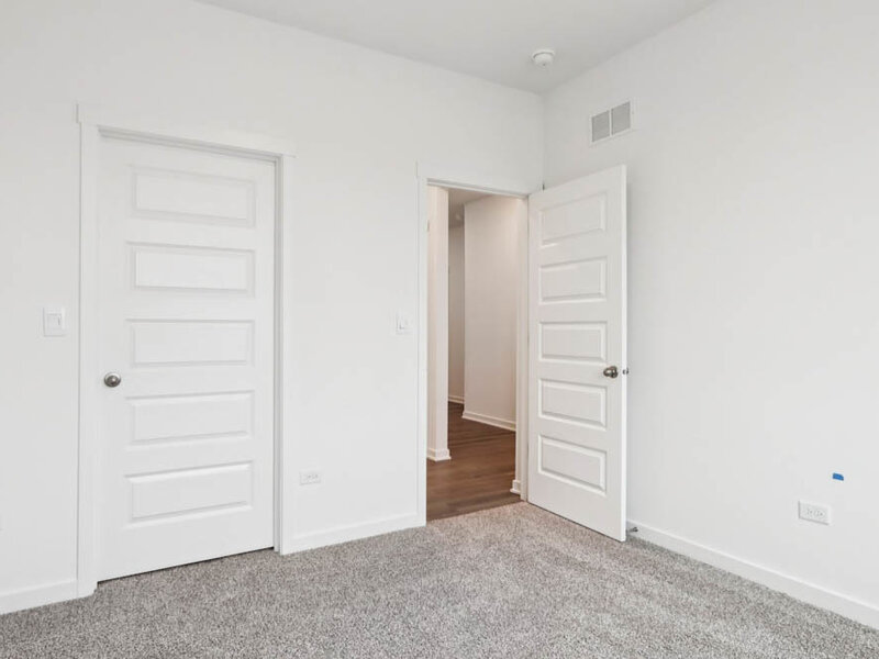 284 Snowdrop Lane Elgin IL 60124
