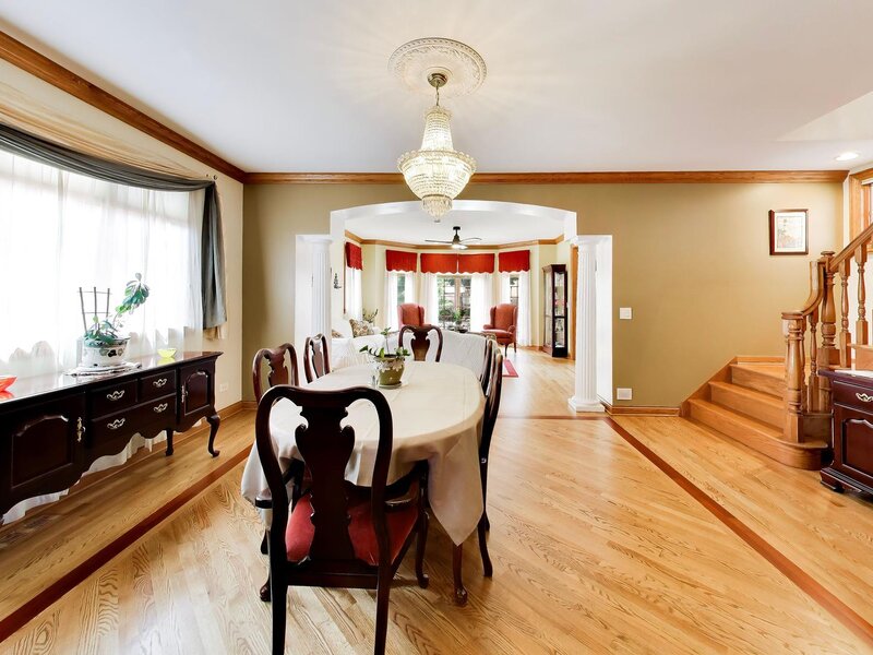 5837 N Virginia Avenue Chicago IL 60659