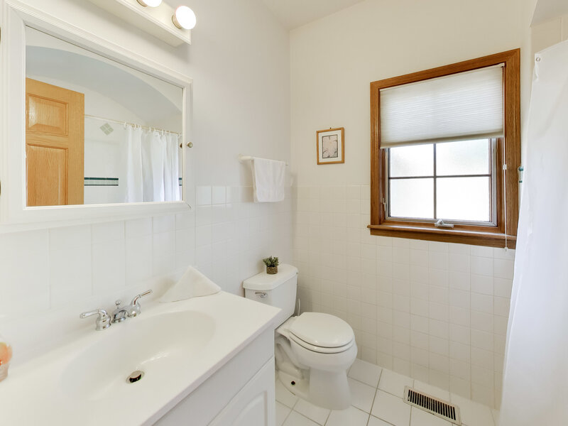 5837 N Virginia Avenue Chicago IL 60659