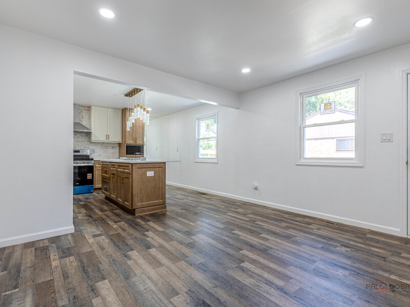 2814 Cardinal Drive Rolling Meadows IL 60008